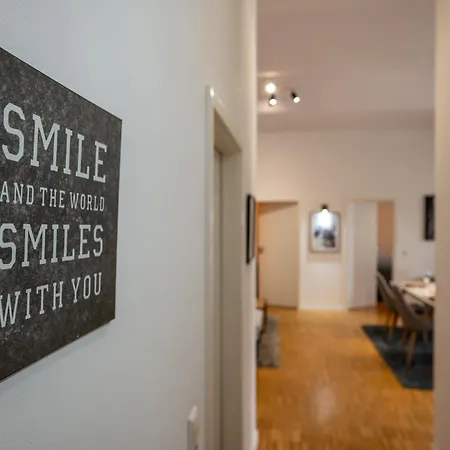 Sweethome - Luxus Pur - Große Küche, Terrasse, Stellplatz, Wifi Apartment